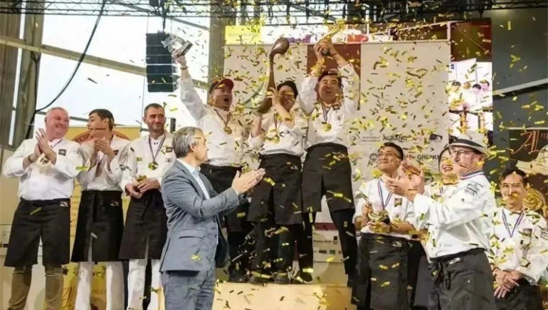 中国队获得“世界面包大赛全球总决赛”冠军，，，，，，，，参赛原料源自ks凯时官网青稞